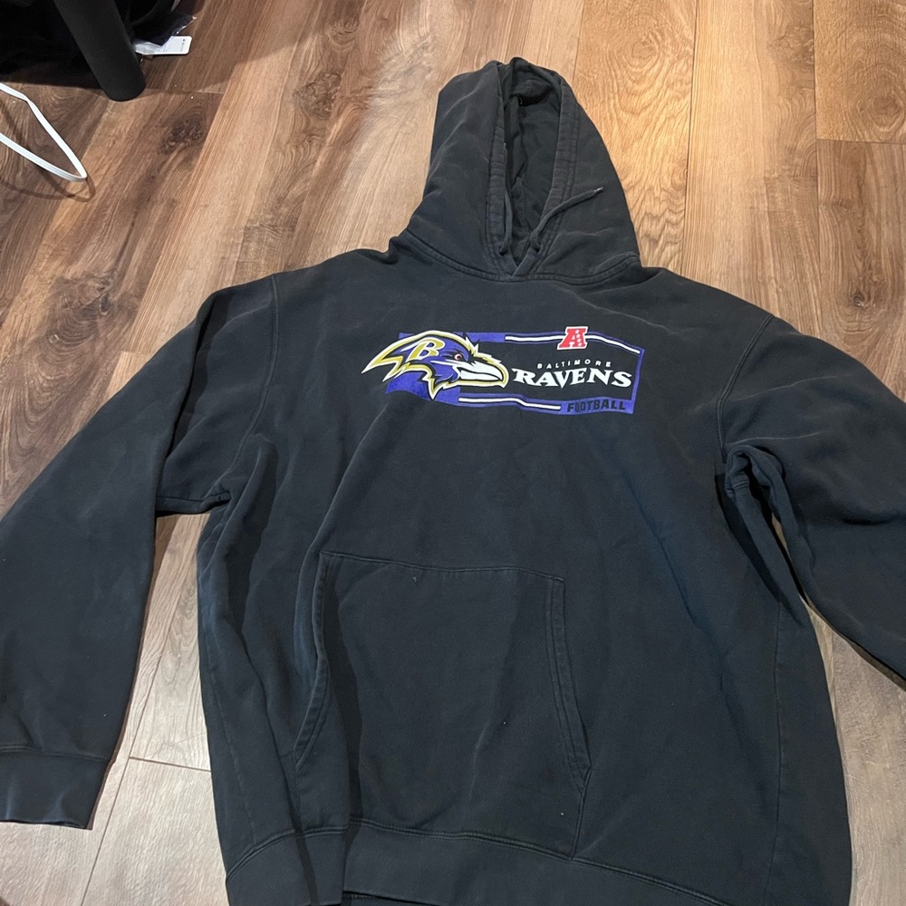 Baltimore Ravens Black Pullover Hoodie - Team Logo